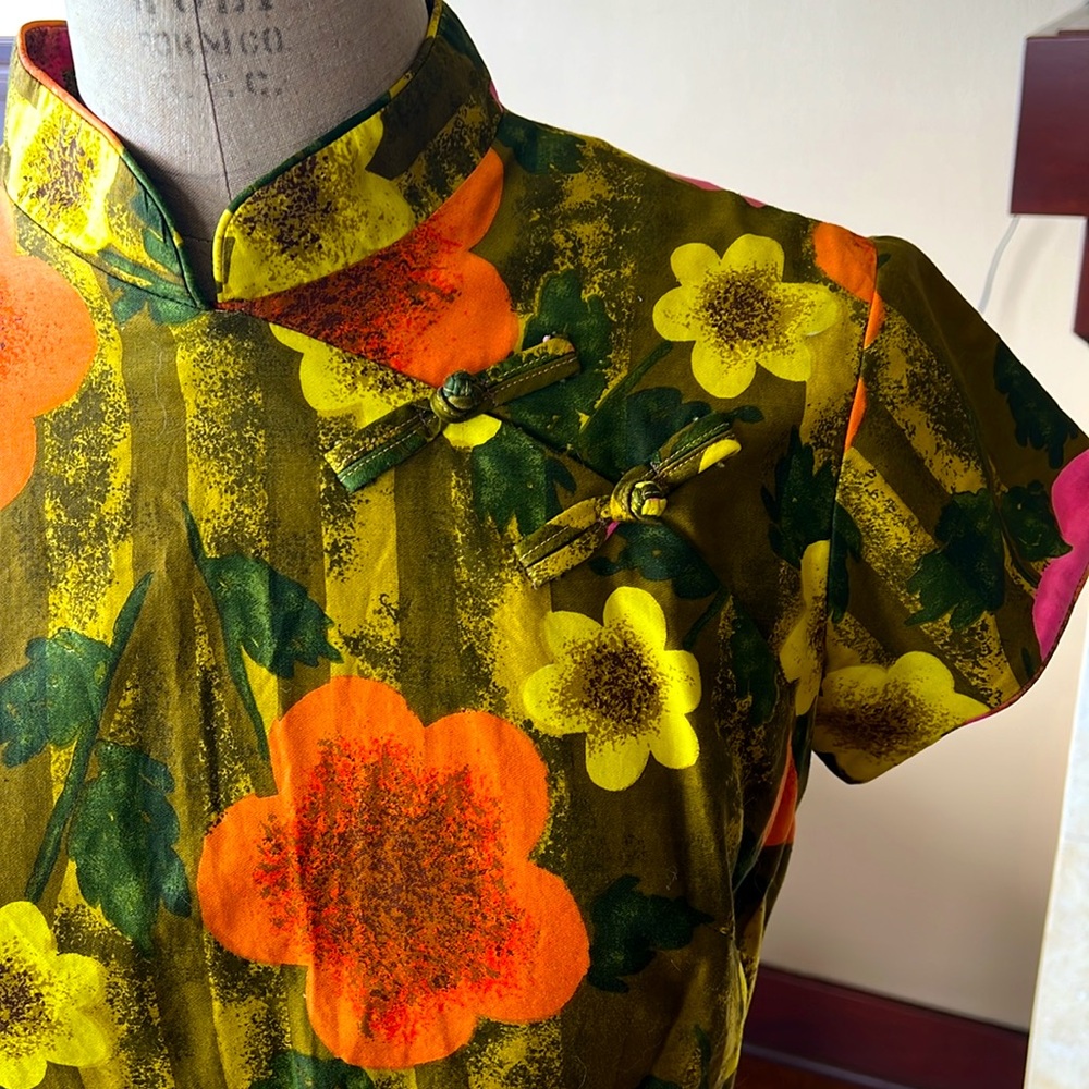 60s Sun Fashions of Hawaii wiggle dress - Picture 3 of 13
